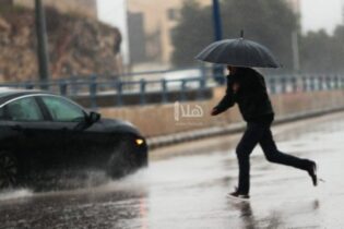 Photo of حالة عدم استقرار جوي وزخات مطر متفرقة الثلاثاء