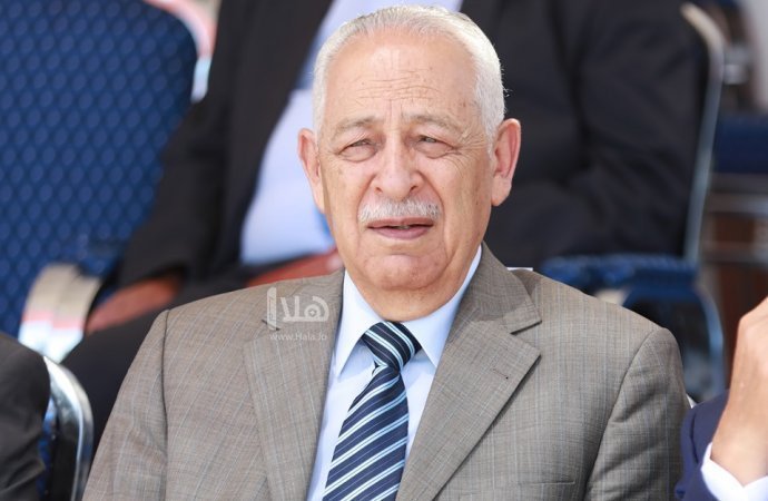 رئيس الديوان الملكي الهاشمي يوسف حسن العيسوي