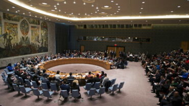 Photo of مجلس الأمن يؤكد على حل الدولتين وعدم شرعية الاستيطان
