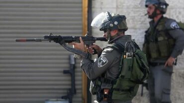 Photo of استشهاد فلسطينيين اثنين وإصابة ثالث برصاص الاحتلال في رام الله