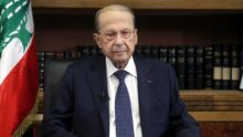 Photo of الرئيس اللبناني يطلب من الحكومة تصريف الأعمال