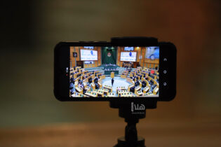 Photo of فقدان النصاب يرفع جلسة النواب مرتين