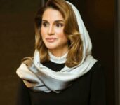 Photo of الملكة رانيا العبدالله تقدم واجب العزاء بوفاة الشيخ خليفة بن زايد آل نهيان