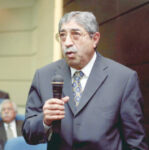 Photo of رئيس الوزراء ينعى نائب رئيس الوزراء الأسبق مروان الحمود