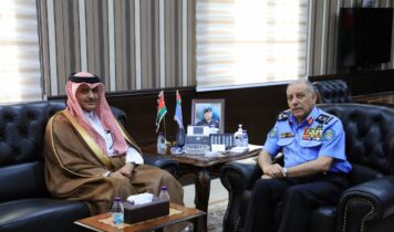 Photo of مدير الأمن العام يستقبل السفير القطري