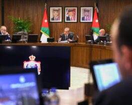 Photo of مجلس الوزراء يقر مشاريع خدمية ويؤكد على مواقفه الثابتة تجاه القضايا الإقليمية