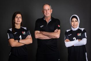 Photo of فوزان لمنتخب الطائرة الشاطئية للسيدات في بطولة غرب آسيا