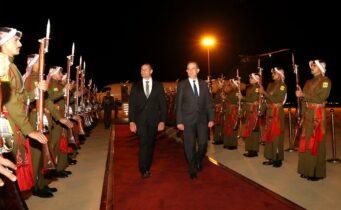 Photo of رئيس وزراء مالطا يصل الأردن في زيارة رسمية
