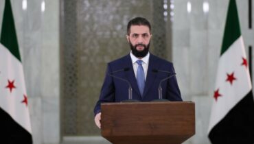 Photo of الشرع يصف “رفع العقوبات الأوروبية” بالخطوة التاريخية